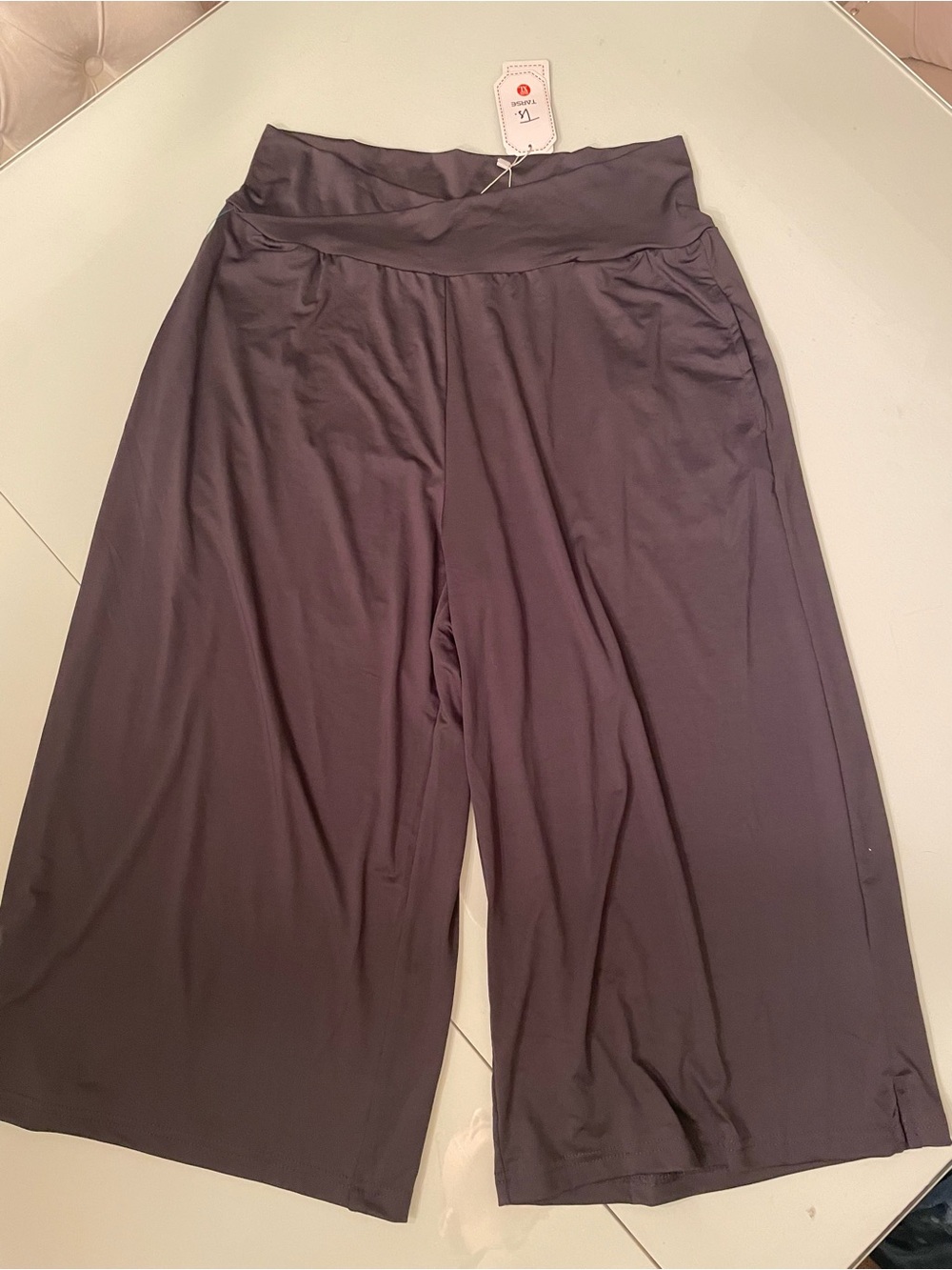 Wide-Leg Folded Waist Culotte Pants — Charcoal